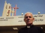 کشیش ابوفادی ازاداره ی مهاجرت سوئد و(یو.ان.اچ.سی.آر) ترکیه خواستار حمایت از دومسیحی ایرانی شد